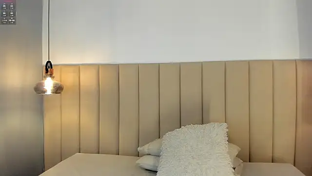 belamonroe online show from October 7, 4:55 pm