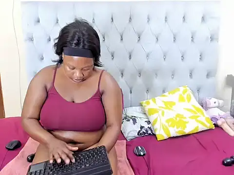 BustyBoobs97 online show from November 12, 6:39 pm