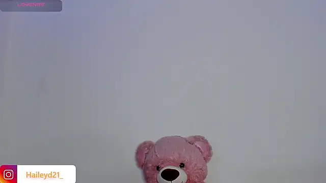 HaileyDuke online show from February 28, 1:38 am