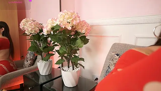 MilaCrave online show from February 10, 11:46 am