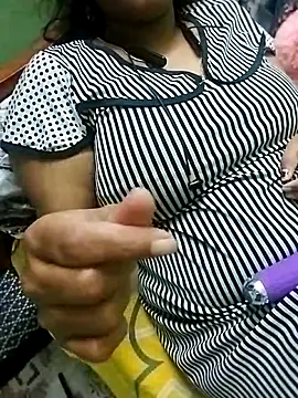 Dimplegirl online show from November 23, 3:42 am