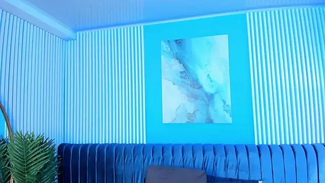 halleylorens online show from November 27, 7:28 pm