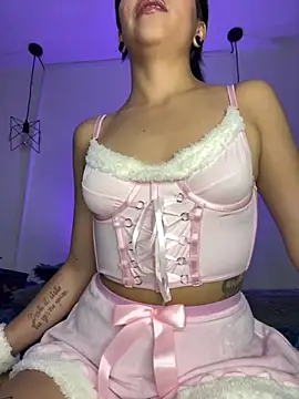 AlessiaSmith11 online show from February 15, 3:31 am