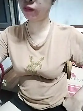 Snapshot of Mie_rose chatting on October 19, 11:34 am Mie rose online show from October 19, 11:34 am