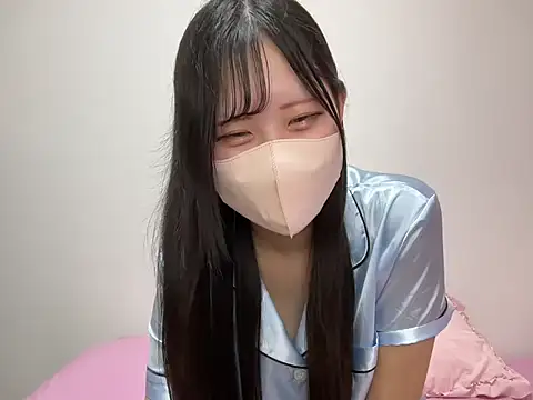 noa uxu online show from October 13, 12:30 pm