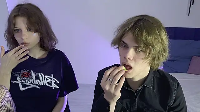 Bonnie And C1yde online show from November 29, 5:28 pm