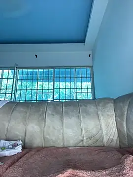 SophieD online show from April 7, 1:35 pm