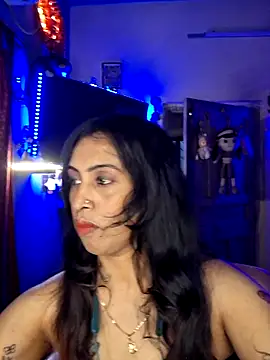 Love Beauty01 online show from March 10, 7:40 pm