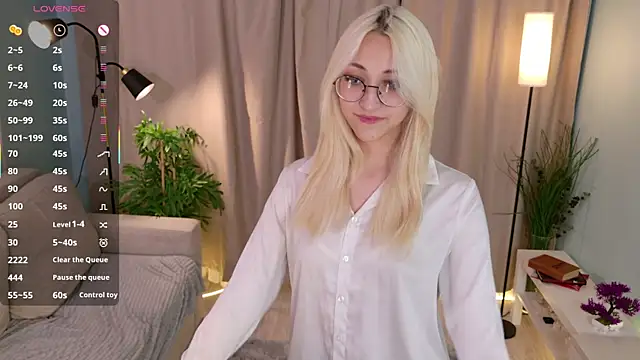 Marry sharp online show from October 19, 9:39 pm