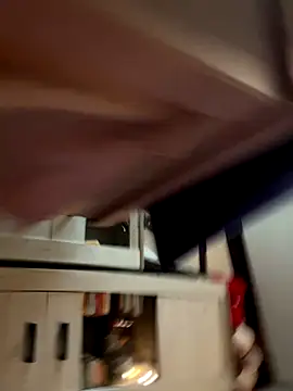 Snapshot of emmasweett11 chatting on October 2, 9:36 am emmasweett11 online show from October 2, 9:36 am