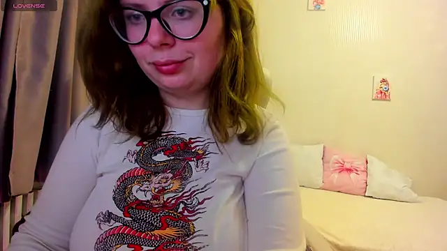 MilisaSweet777 online show from April 17, 9:50 pm