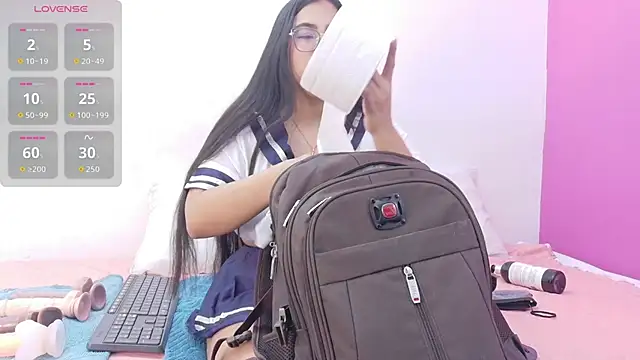 Daddyfavouritegirl online show from November 2, 8:01 pm