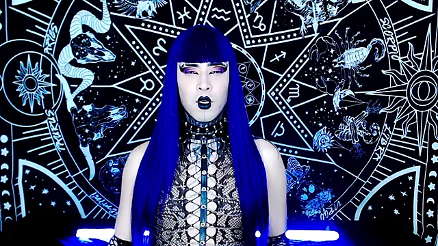 naomi satan online show from November 4, 2:38 am