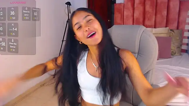 Milaa Star  online show from October 1, 4:17 am