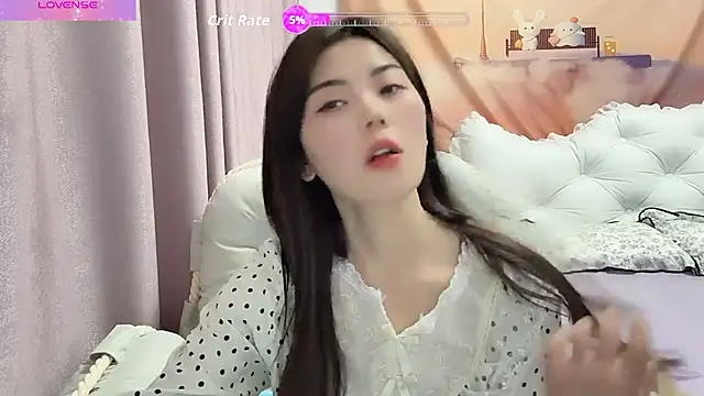 bao-bao- online show from May 2, 7:06 pm