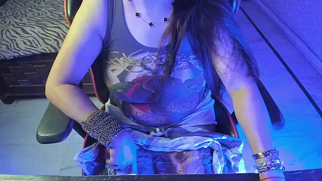 ShylaGill online show from November 17, 2:18 pm