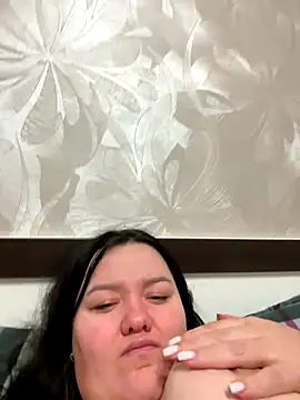 SunnyLeila2101 online show from December 21, 8:13 pm