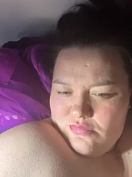 SunnyLeila2101 online show from April 4, 6:40 pm