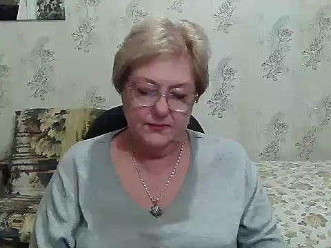 Renata62011 online show from September 27, 6:26 pm