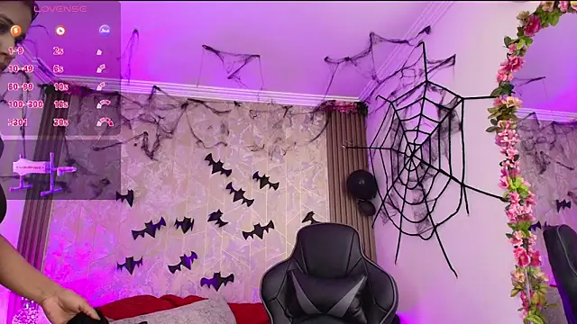 SophiaWalker 1 online show from November 5, 11:59 am