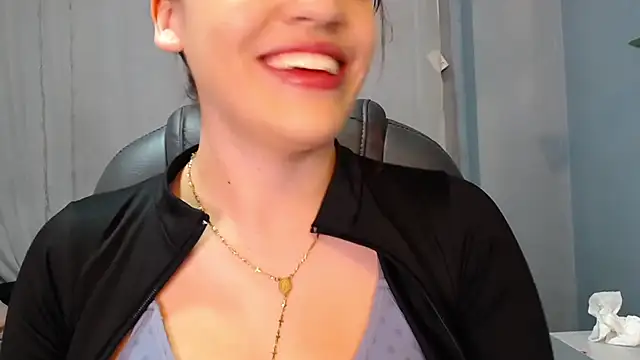 Lulugh  online show from November 12, 7:34 pm