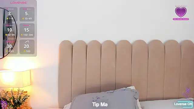 Jasmin hamdan online show from October 6, 9:19 pm