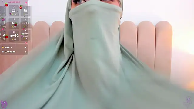 Jasmin hamdan online show from October 29, 9:06 pm