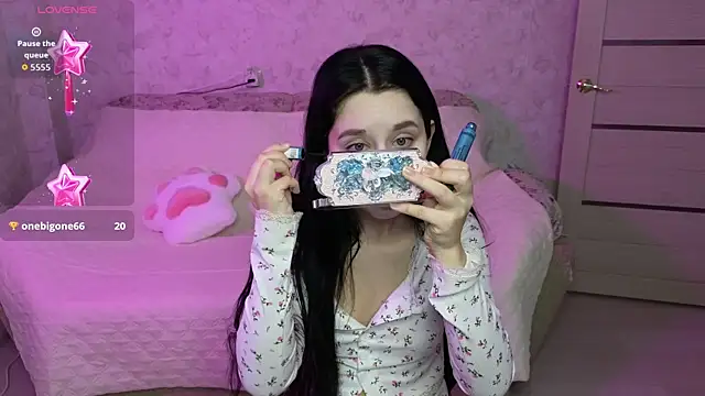 Eva Maller online show from February 25, 11:31 am