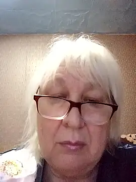 Alexia64231 online show from November 19, 4:12 am