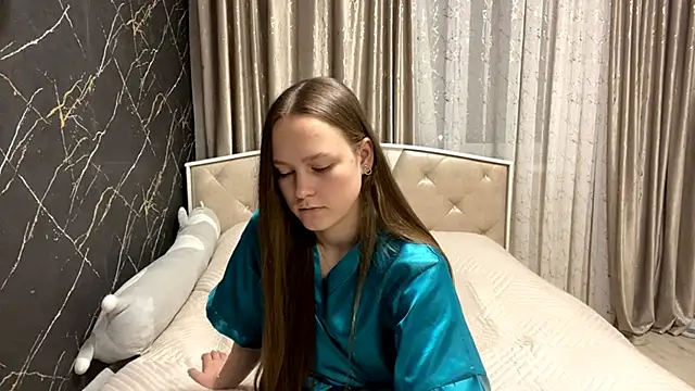 SoSweetGirl online show from September 17, 6:28 pm