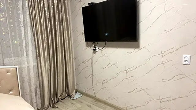 SoSweetGirl online show from October 22, 1:49 pm