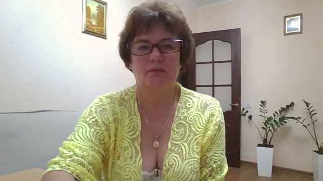 Galina56301 online show from September 12, 6:37 pm