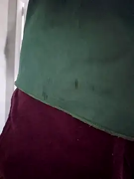 Virgin Pussy Horny online show from September 28, 9:25 am