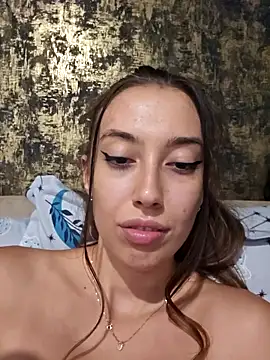 Virgin Pussy Horny online show from September 24, 5:56 pm