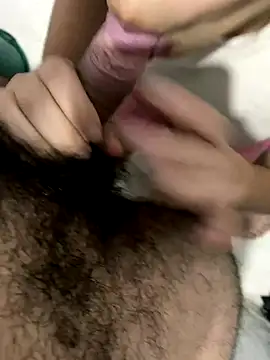 pareja-dispuesta online show from September 15, 8:22 am