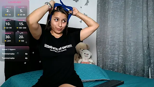 abella-lemus online show from October 28, 8:25 pm