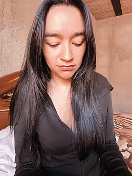 Williams Hera online show from August 2, 6:33 pm
