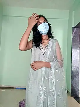 Shivani2002 online show from March 24, 9:47 am