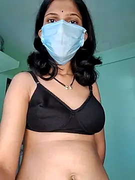 Shivani2002 online show from February 20, 10:17 am