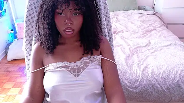 SparklingSoleil online show from March 6, 6:36 pm