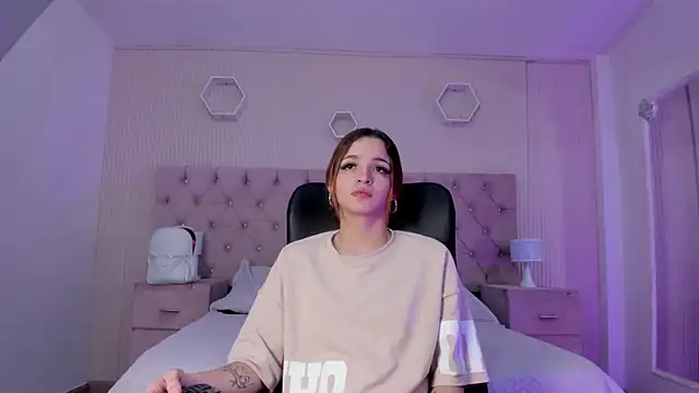 MadisonSky  online show from November 15, 1:23 pm