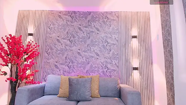 karlie small online show from September 12, 8:16 pm