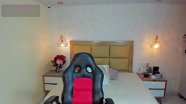 MELISSAROUGE online show from March 21, 7:41 pm