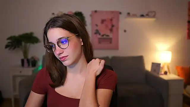 kissie cat online show from October 25, 5:53 pm