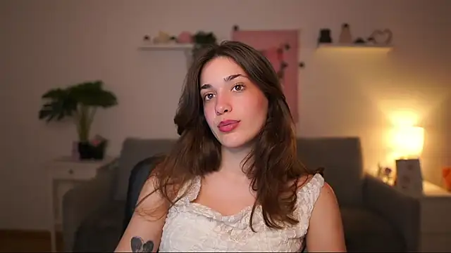 kissie cat online show from May 15, 5:48 pm