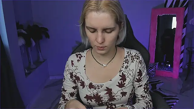 BethanyCloud online show from November 27, 5:54 am