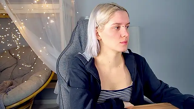 BethanyCloud online show from February 6, 5:33 am