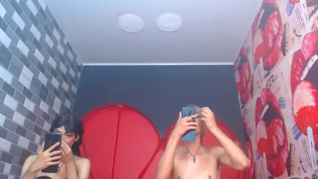 julessxcharlotte online show from October 25, 2:14 pm