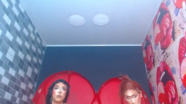 julessxcharlotte online show from November 3, 2:10 pm