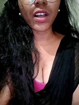 Snapshot of Telugu___Sexygirl___Naidu chatting on October 15, 3:58 pm Telugu   Sexygirl   Naidu online show from October 15, 3:58 pm